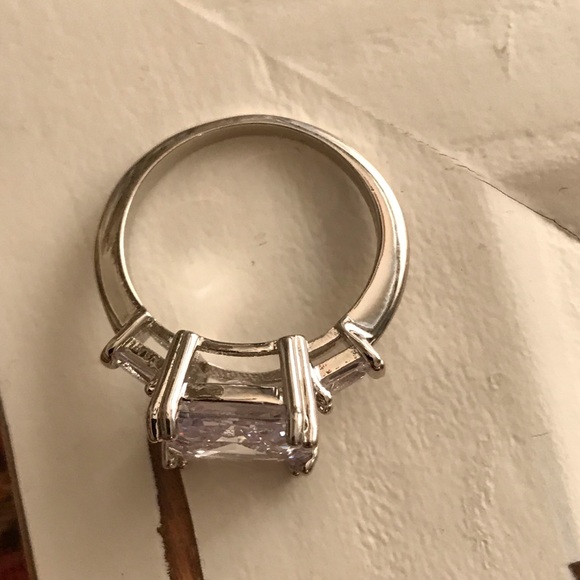 Silver ring💎 - Picture 3 of 6